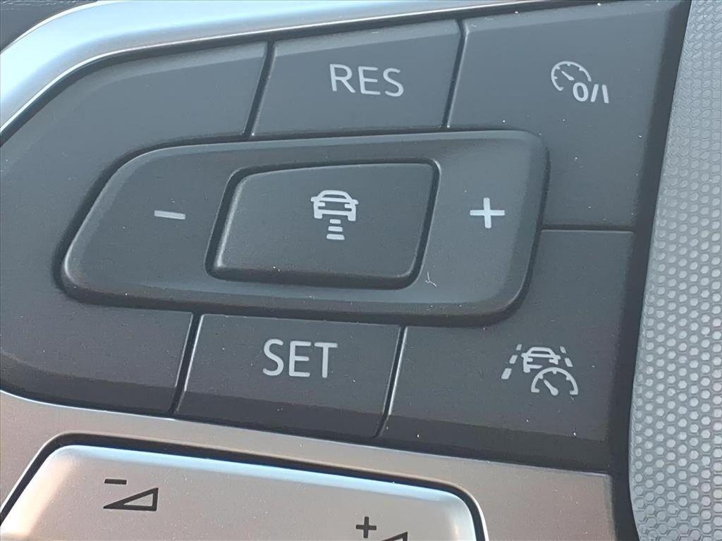 new 2026 Volkswagen Atlas Cross Sport car, priced at $43,161