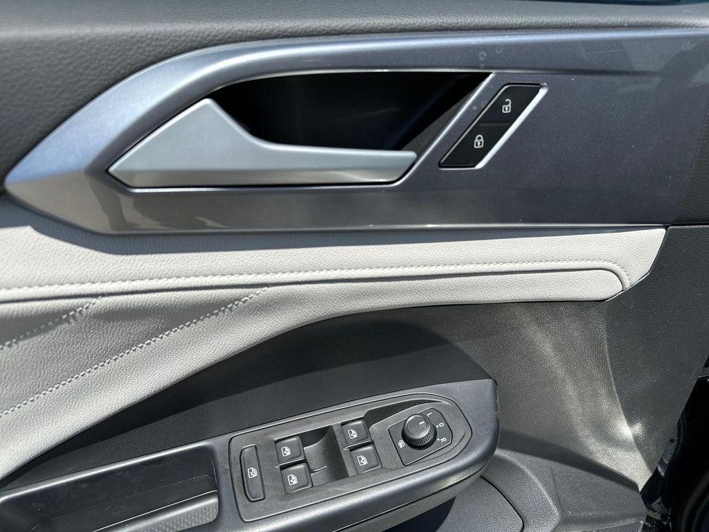 new 2025 Volkswagen Taos car, priced at $35,916