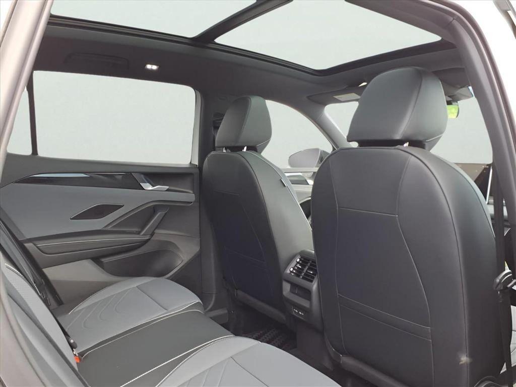 new 2026 Volkswagen Tiguan car, priced at $41,681