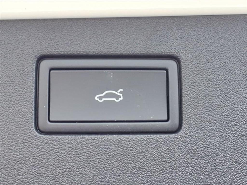 new 2026 Volkswagen Tiguan car, priced at $41,681