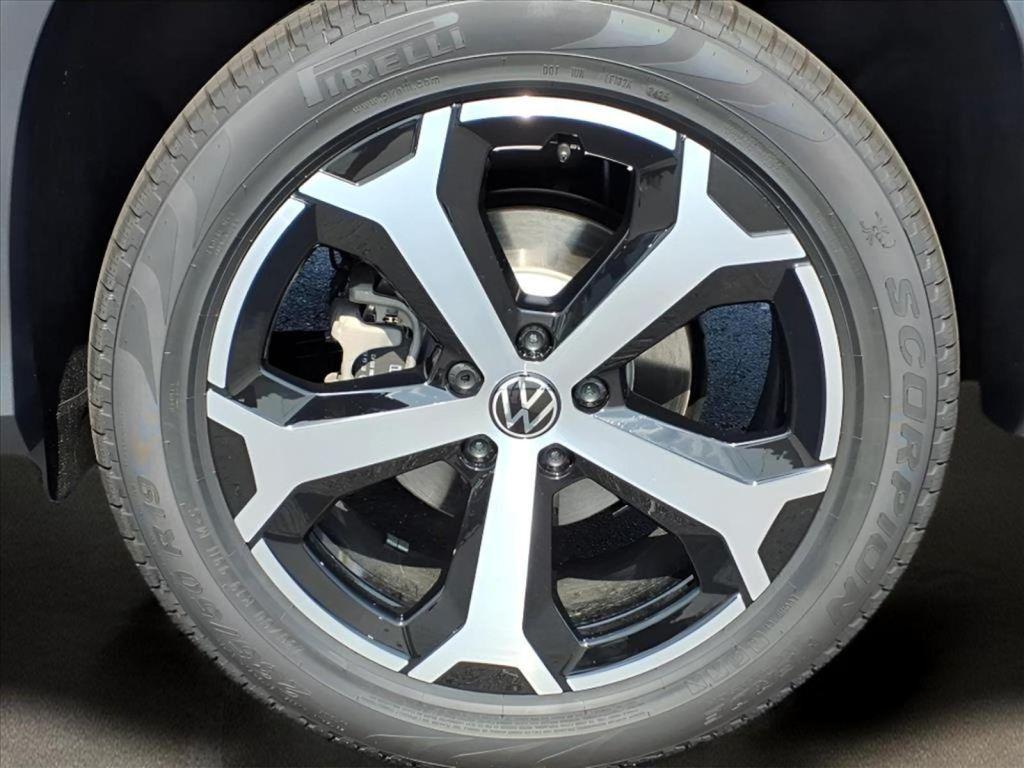 new 2025 Volkswagen Tiguan car, priced at $36,976
