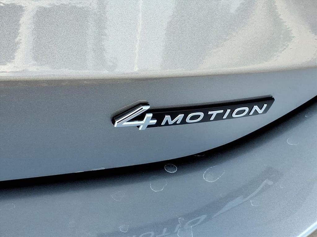 new 2025 Volkswagen Tiguan car, priced at $36,976