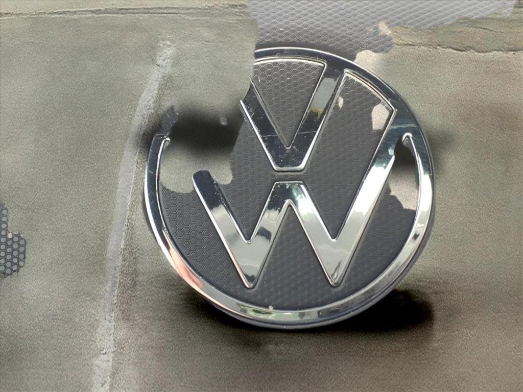 used 2020 Volkswagen Atlas Cross Sport car, priced at $19,500