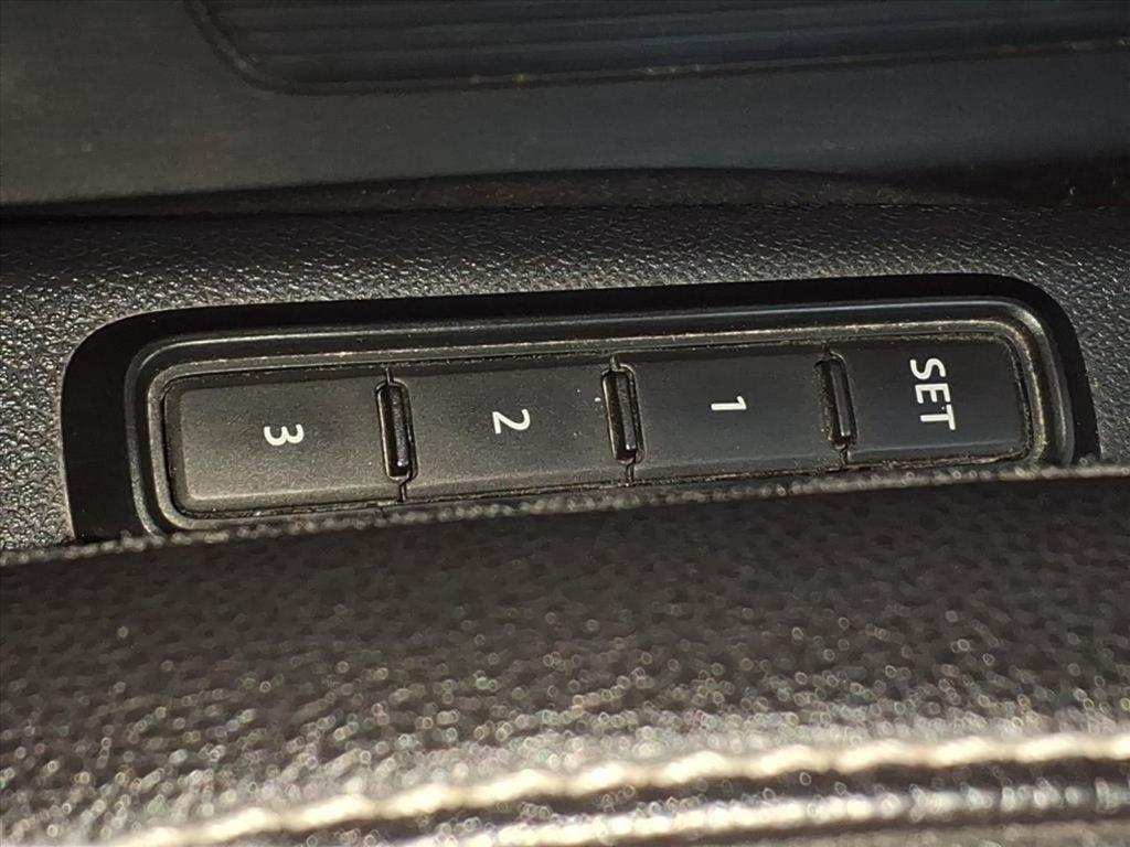 used 2020 Volkswagen Atlas Cross Sport car, priced at $19,500