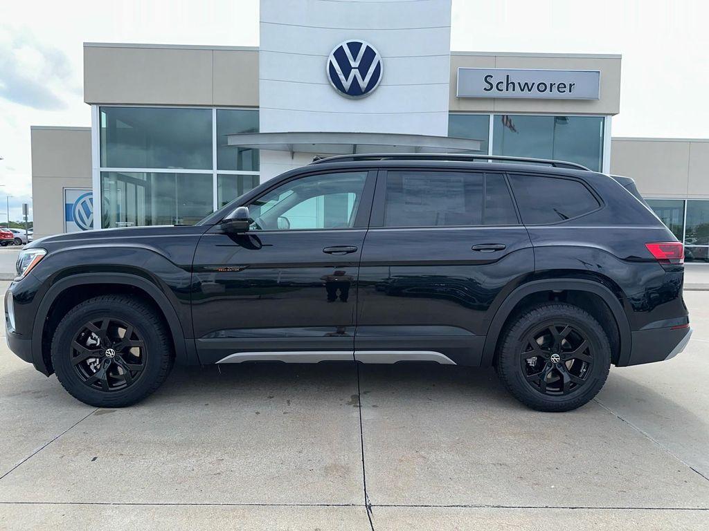 new 2025 Volkswagen Atlas car, priced at $44,576