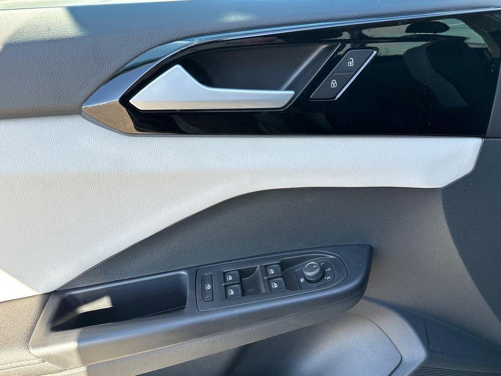 new 2025 Volkswagen Taos car, priced at $28,216