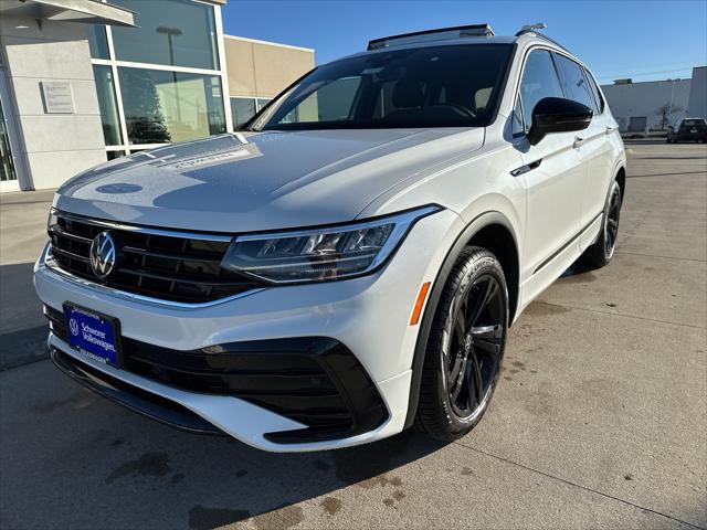 new 2024 Volkswagen Tiguan car, priced at $35,641