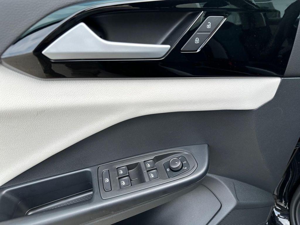 new 2025 Volkswagen Taos car, priced at $28,216