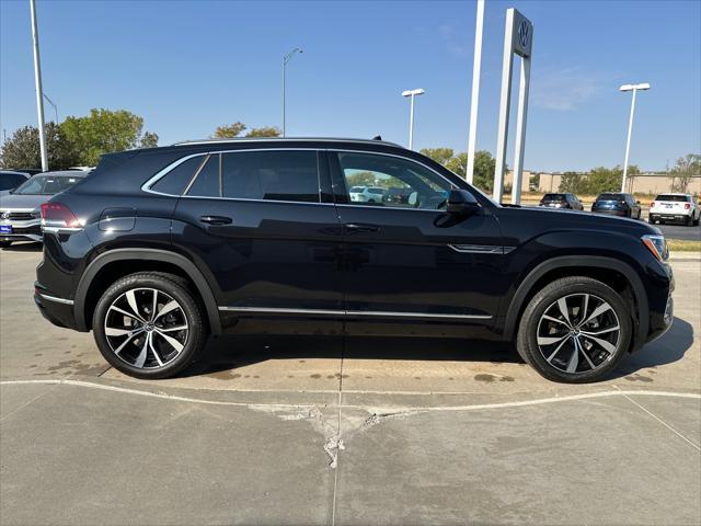 new 2024 Volkswagen Atlas Cross Sport car, priced at $50,090