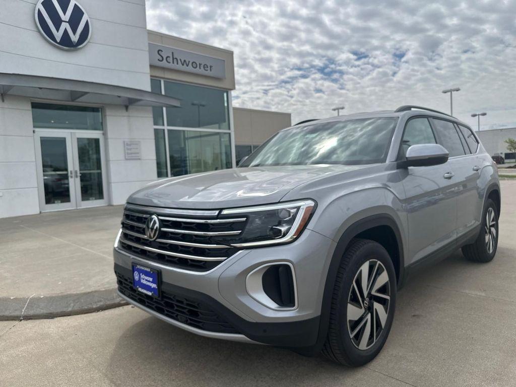 new 2025 Volkswagen Atlas car, priced at $42,250