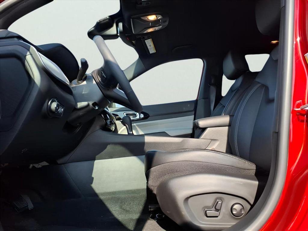 used 2025 Jeep Compass car, priced at $27,719