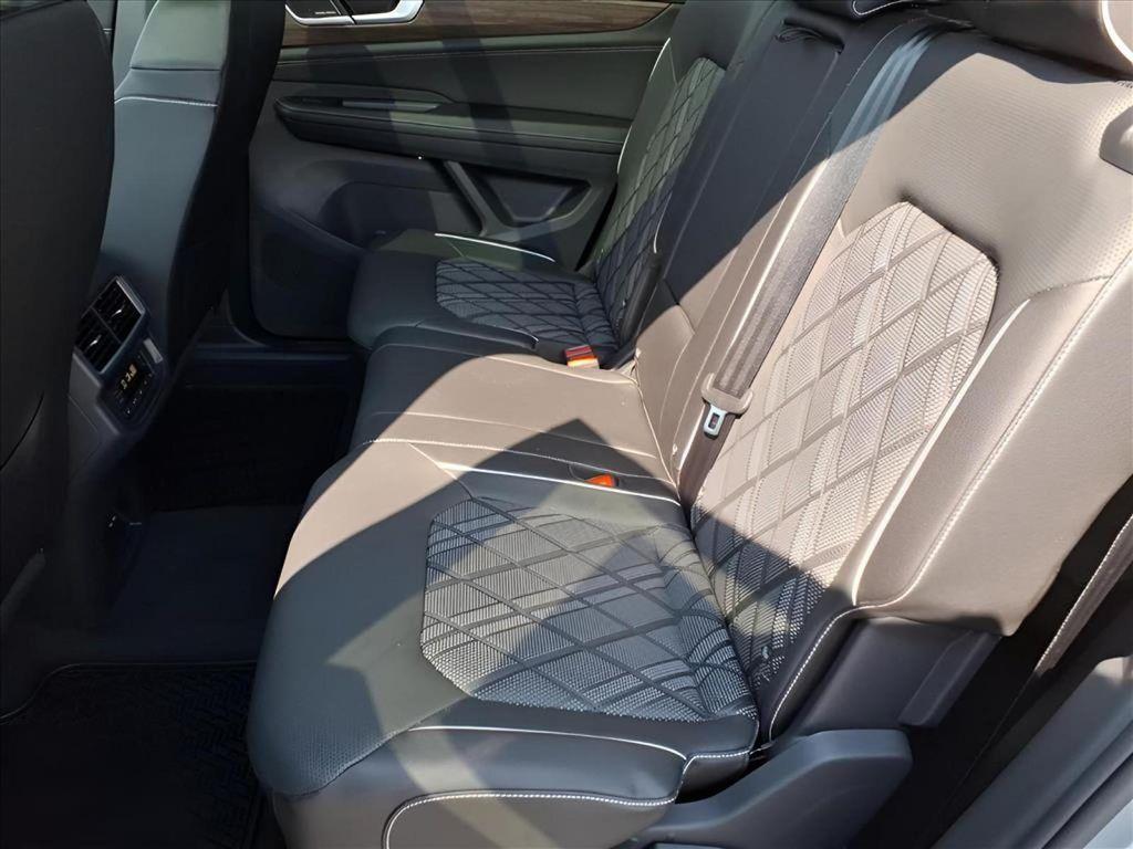 new 2026 Volkswagen Atlas car, priced at $56,367