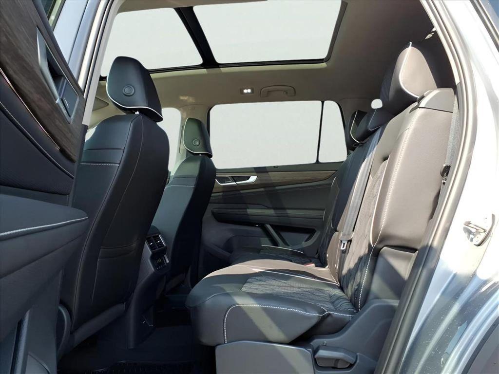 new 2026 Volkswagen Atlas car, priced at $56,367