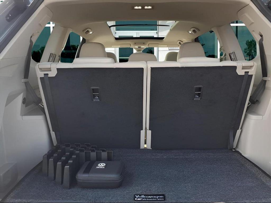 new 2026 Volkswagen Atlas car, priced at $57,342