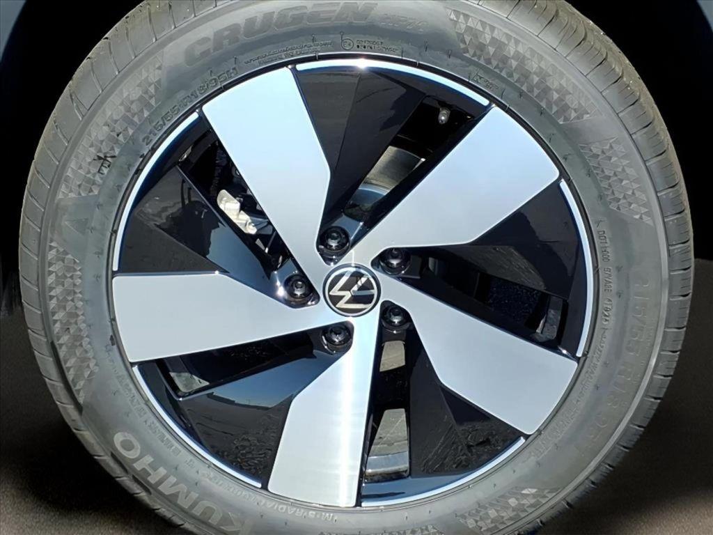 new 2025 Volkswagen Taos car, priced at $28,626