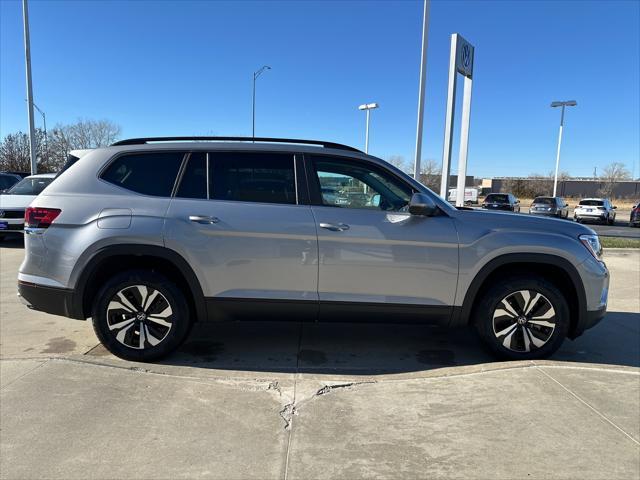 new 2025 Volkswagen Atlas car, priced at $40,940