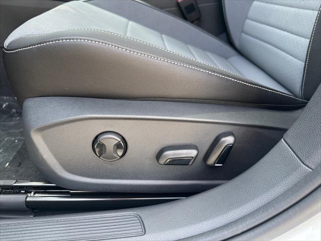 new 2025 Volkswagen Jetta car, priced at $28,000