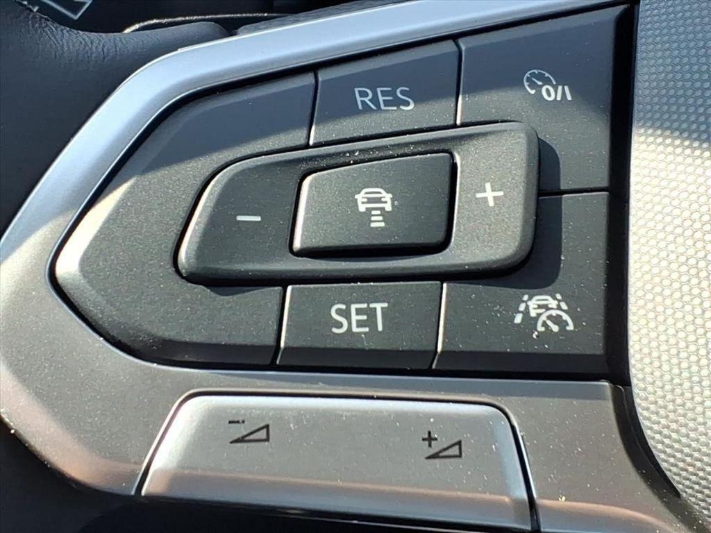 new 2026 Volkswagen Atlas car, priced at $57,342