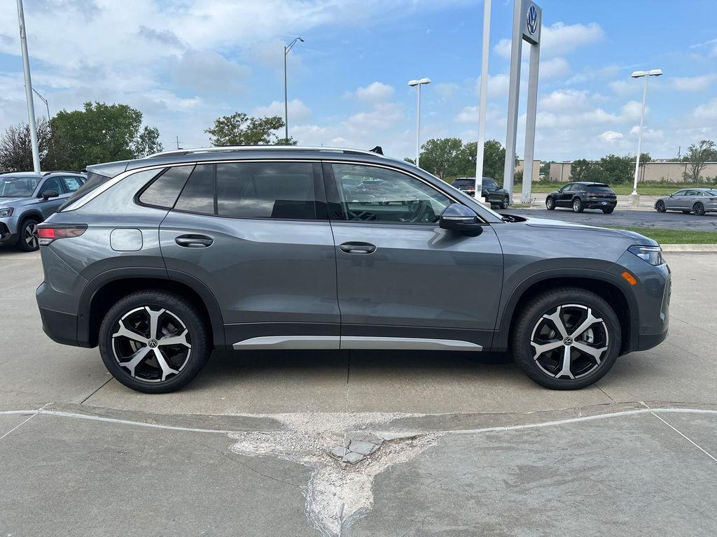 new 2025 Volkswagen Tiguan car, priced at $36,966
