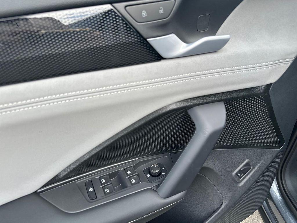 new 2025 Volkswagen Tiguan car, priced at $36,966