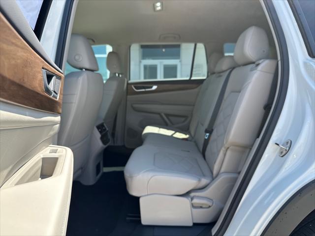 new 2025 Volkswagen Atlas car, priced at $38,440