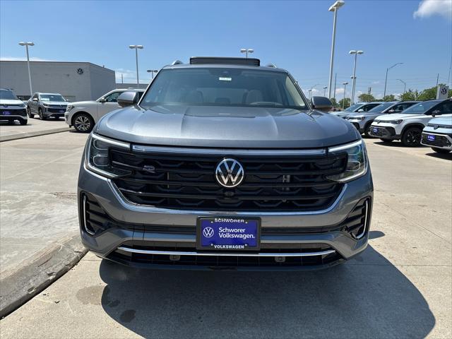 new 2025 Volkswagen Atlas car, priced at $54,375