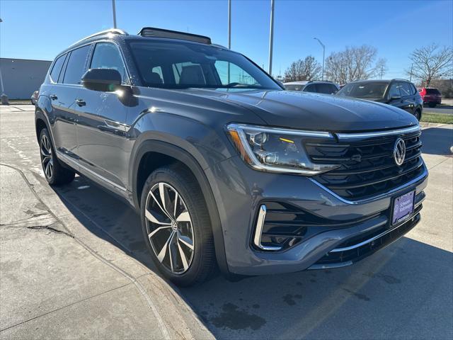 new 2025 Volkswagen Atlas car, priced at $55,006