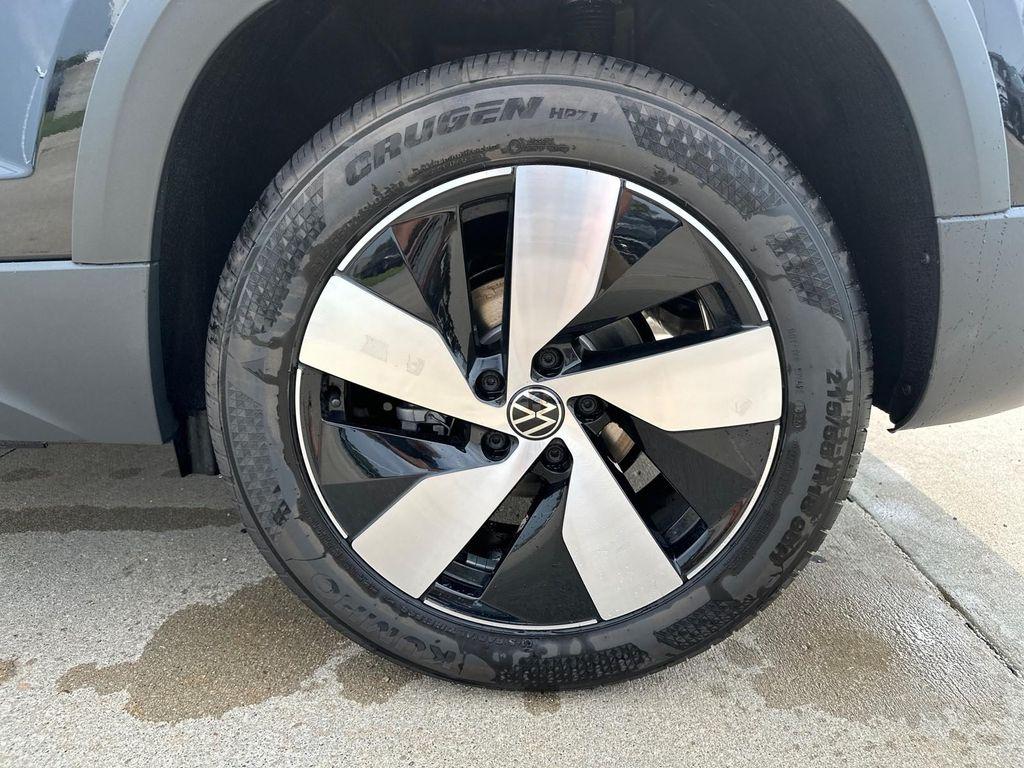 new 2025 Volkswagen Taos car, priced at $28,311