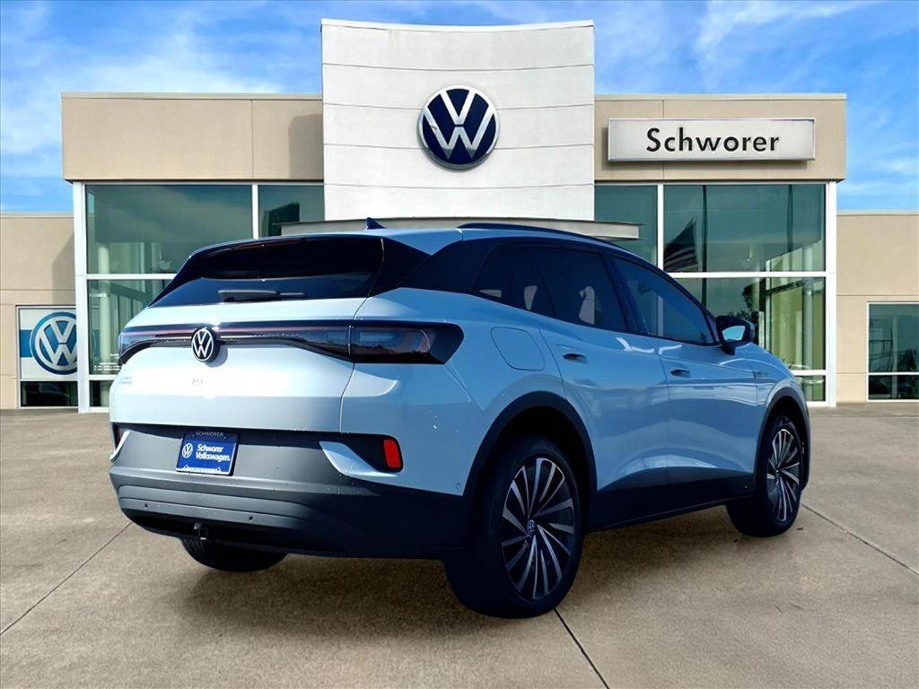 new 2025 Volkswagen ID.4 car, priced at $49,830