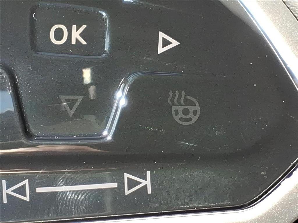 new 2025 Volkswagen ID.4 car, priced at $49,830