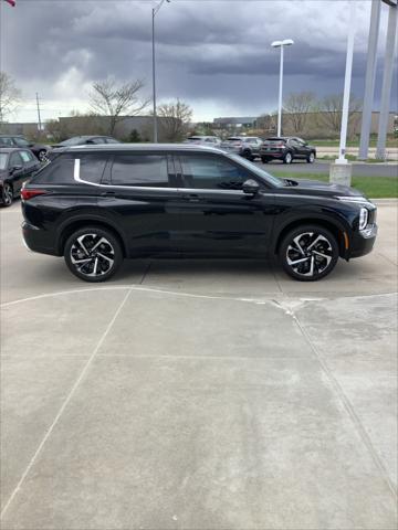 used 2024 Mitsubishi Outlander car, priced at $34,777