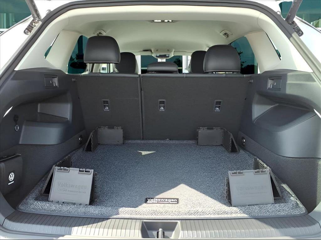 new 2025 Volkswagen Tiguan car, priced at $35,776