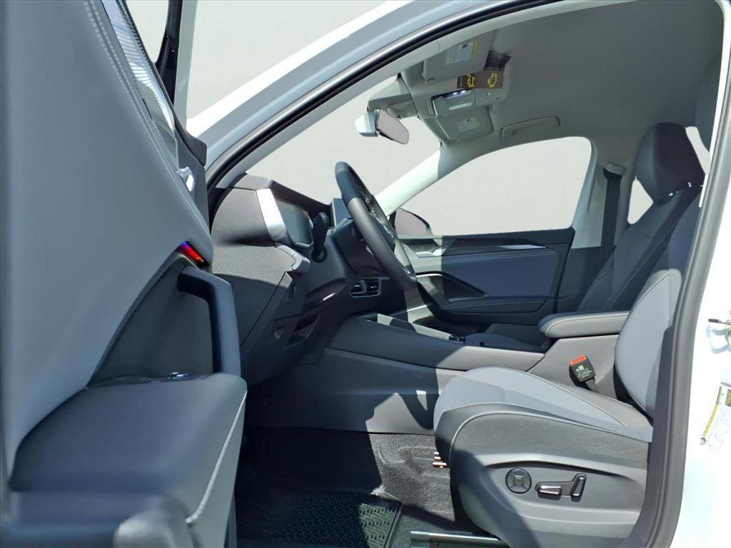 new 2025 Volkswagen Tiguan car, priced at $35,776