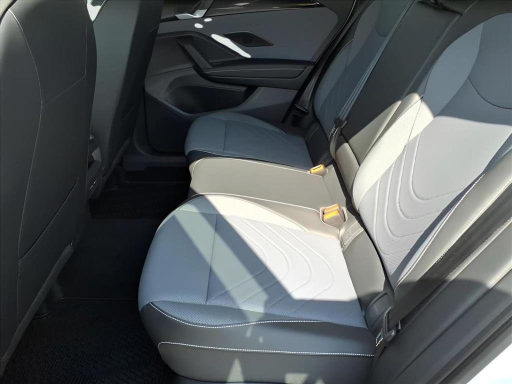 new 2025 Volkswagen Tiguan car, priced at $35,776