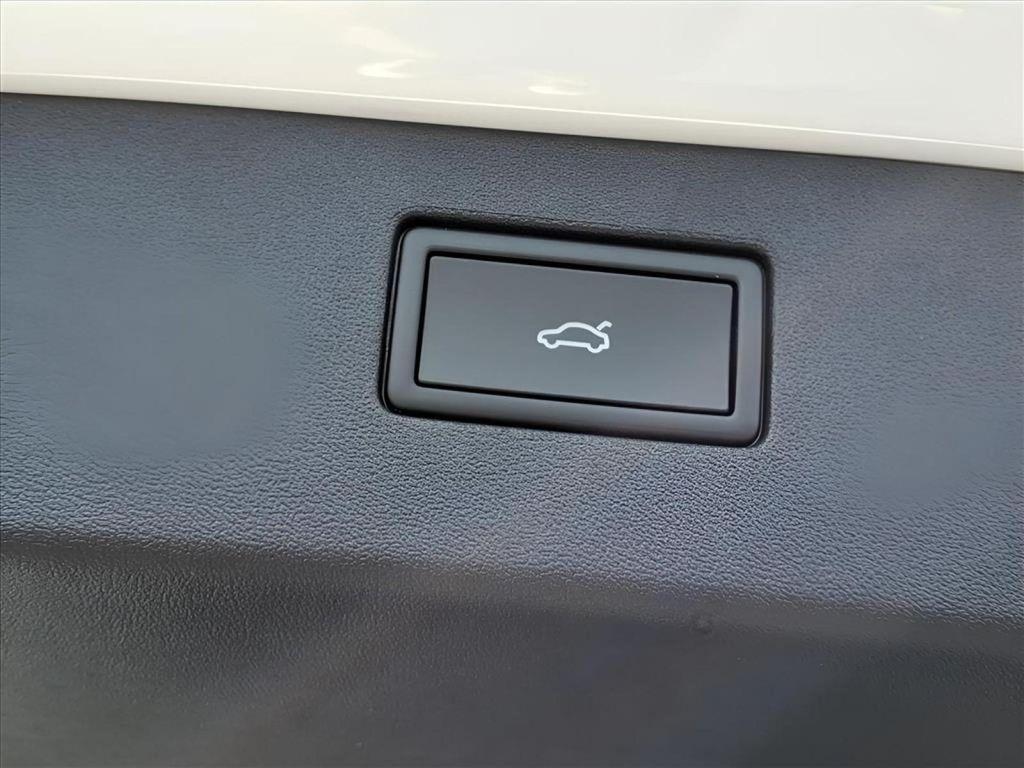 new 2025 Volkswagen Tiguan car, priced at $35,776