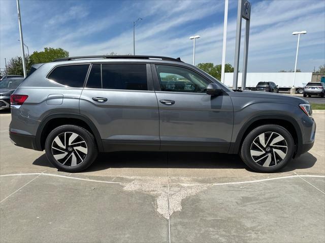 new 2025 Volkswagen Atlas car, priced at $44,915