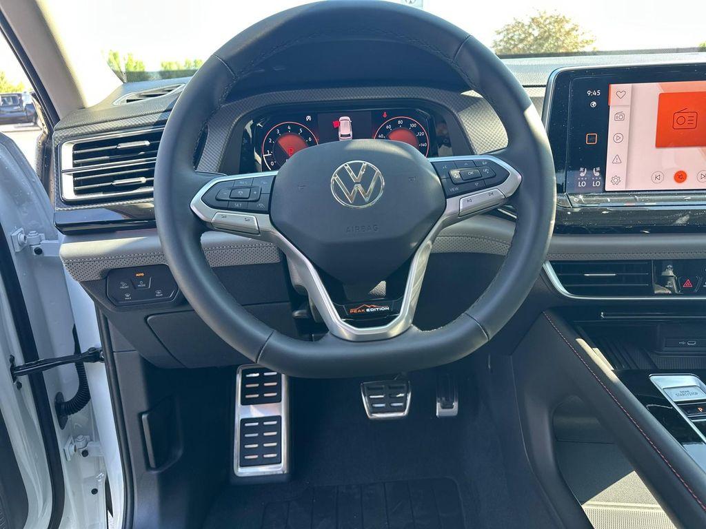 new 2025 Volkswagen Atlas car, priced at $43,826