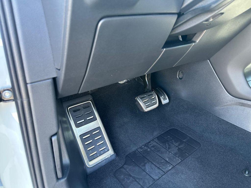 new 2025 Volkswagen Atlas car, priced at $43,826