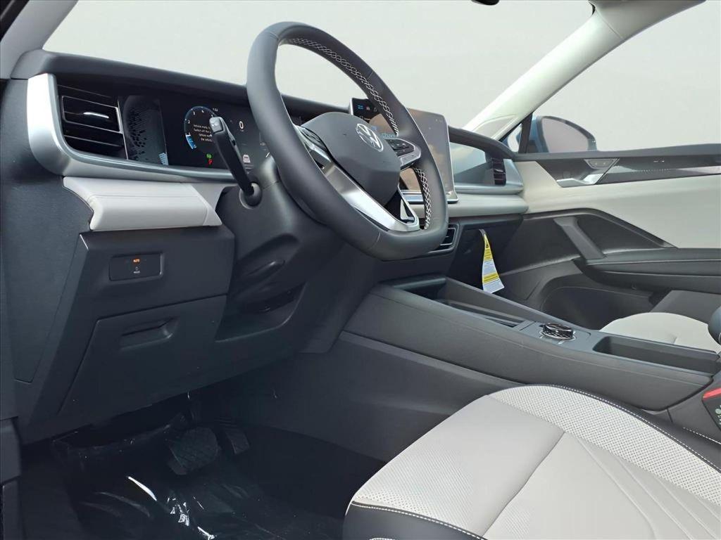 new 2025 Volkswagen Tiguan car, priced at $37,431