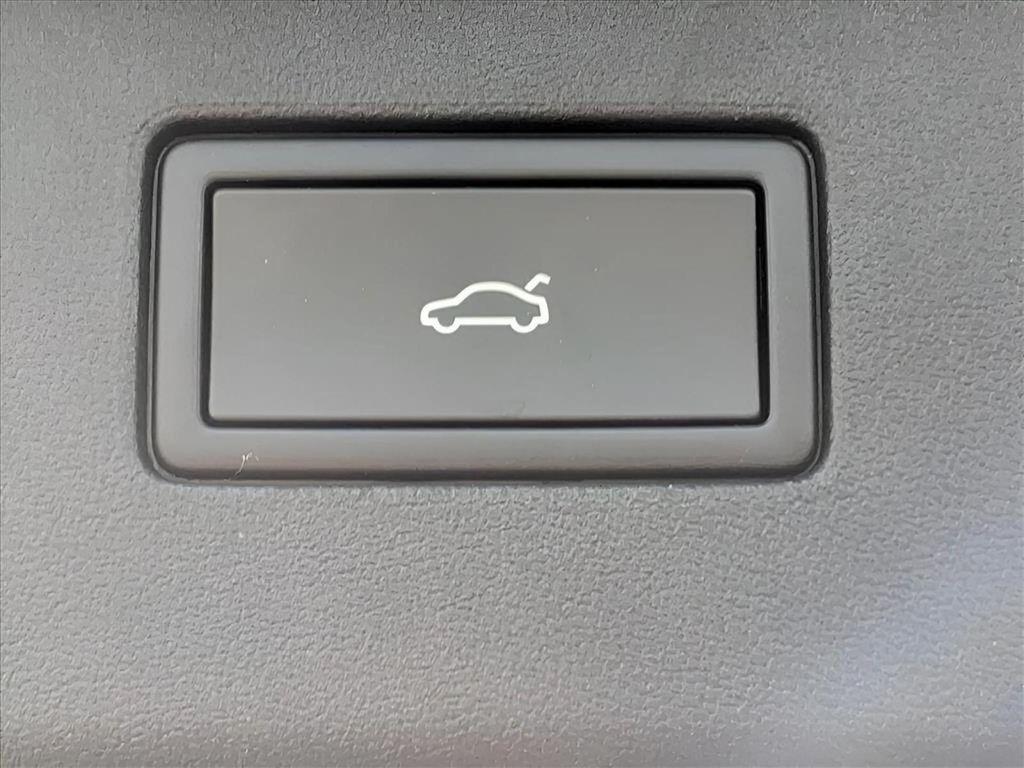 new 2025 Volkswagen Tiguan car, priced at $37,431