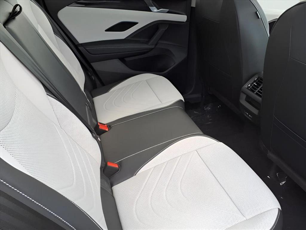 new 2025 Volkswagen Tiguan car, priced at $37,431