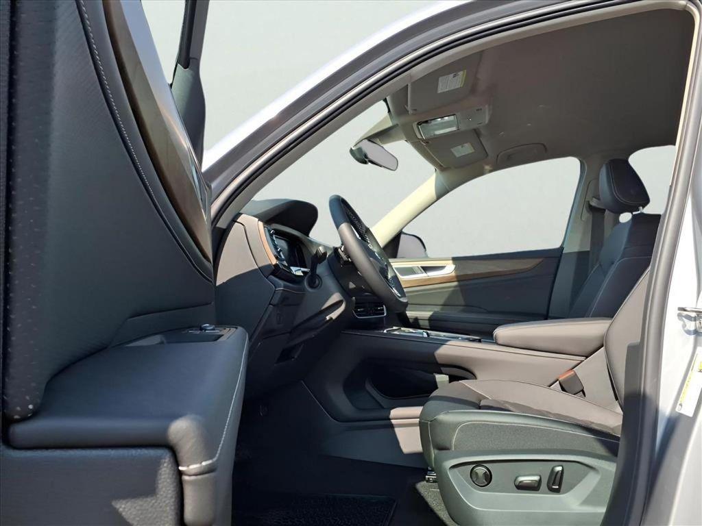 new 2026 Volkswagen Atlas car, priced at $47,556