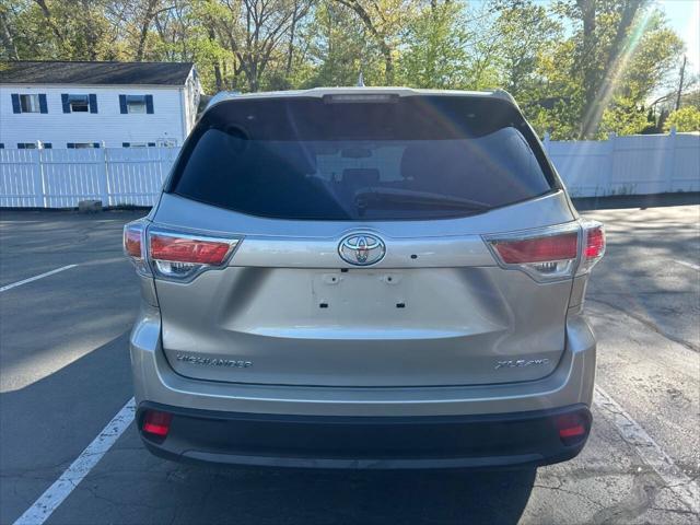 used 2016 Toyota Highlander car, priced at $18,500
