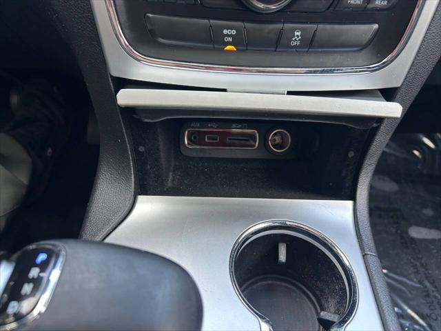 used 2015 Jeep Grand Cherokee car, priced at $12,900
