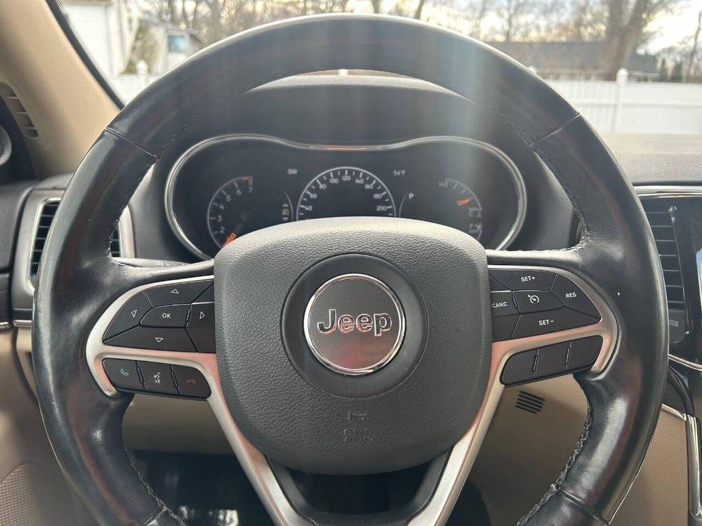 used 2020 Jeep Grand Cherokee car, priced at $17,900