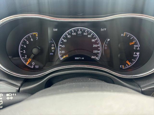 used 2020 Jeep Grand Cherokee car, priced at $17,900