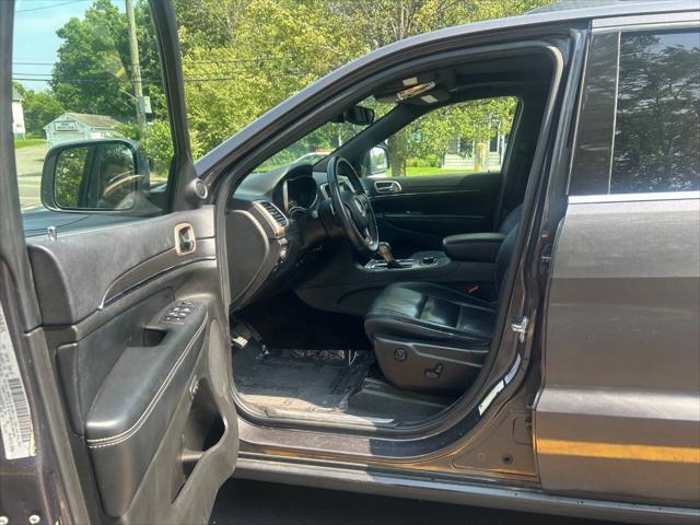 used 2017 Jeep Grand Cherokee car, priced at $13,900