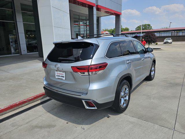 used 2018 Toyota Highlander car, priced at $32,990