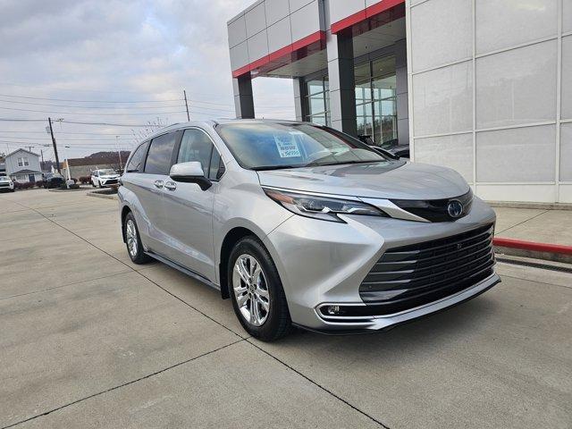 used 2023 Toyota Sienna car, priced at $48,777