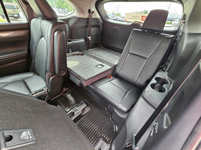 used 2022 Toyota Highlander car, priced at $44,990